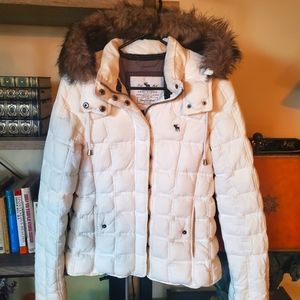 Women's A&F White Winter Jacket with Fur Hood